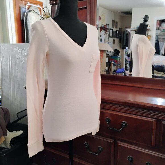 Pale Pink Long Sleeve Knitted V-Neck Top with Pocket - Picture 5 of 6